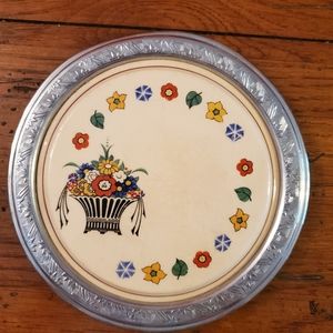 Vintage Leigh pottery trivet